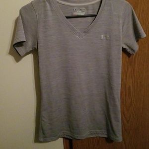 Under Armor semi fitted tee